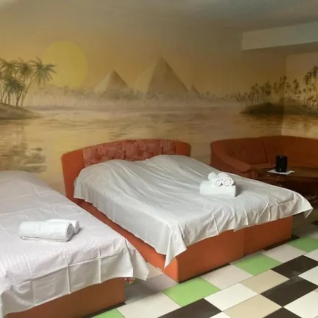 Hotel Zlaty Lev Puclice