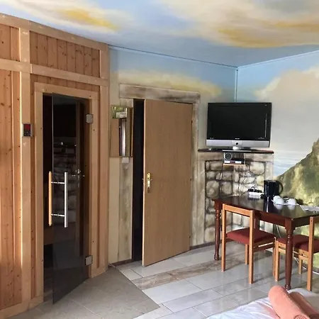 Hotel Zlaty Lev Puclice