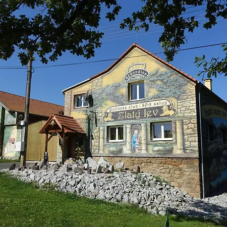 Zlaty Lev * Puclice